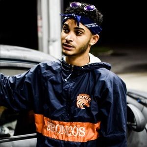 Meet your Posher, Jonathan